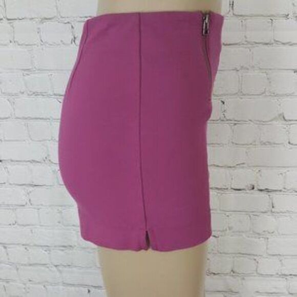 Sunday Best High Waisted Purple Zip Hot Shorts 4 - Picture 3 of 7